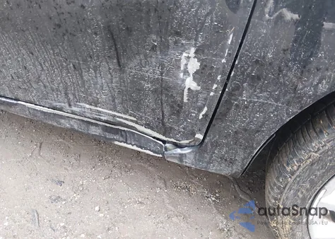 2014 Ford Fiesta Se z USA, uszkodzony, nr VIN 3FADP4EJ6EM150498